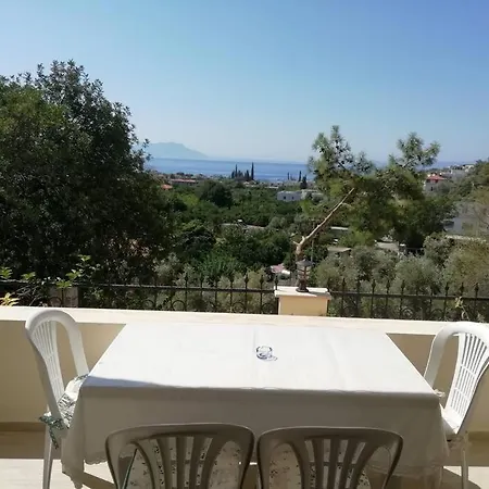 Otel Mazi'da Denize Yakin Muğla