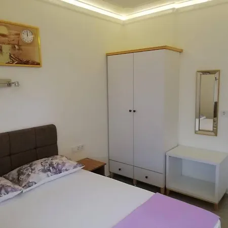 Mazi'da Denize Yakin